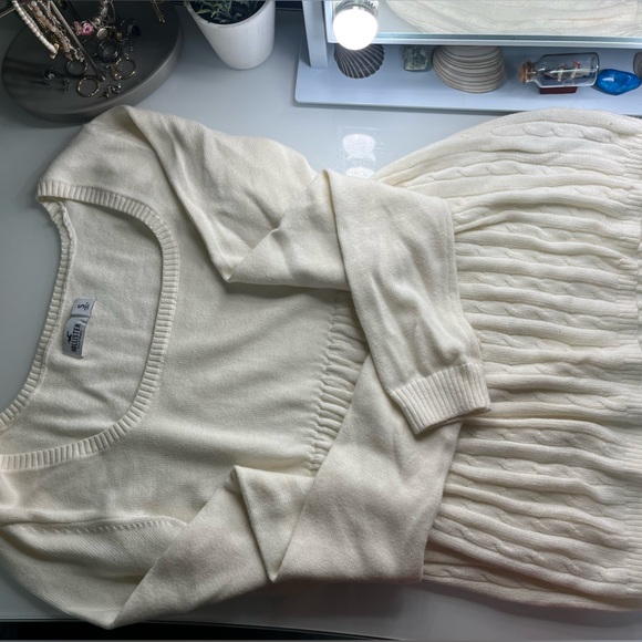 Hollister cute & trendy top | size small | babydoll top - Picture 1 of 2